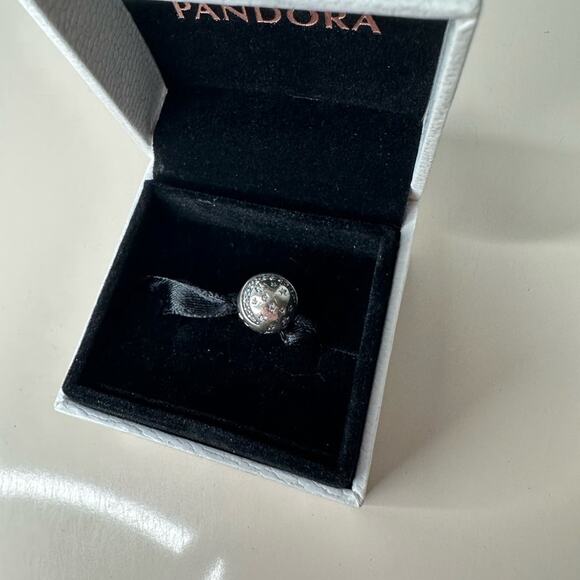 Pandora Twinkling Night Moon & Stars Clip Charm - Picture 3 of 5